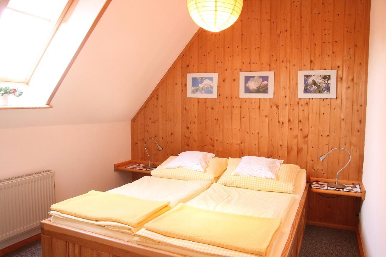 Ferienwohnungen Im Altbauernhaus Hohendorf (Nordvorpommern) Exterior foto
